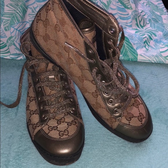 Authentic Gucci shoes - Picture 1 of 7